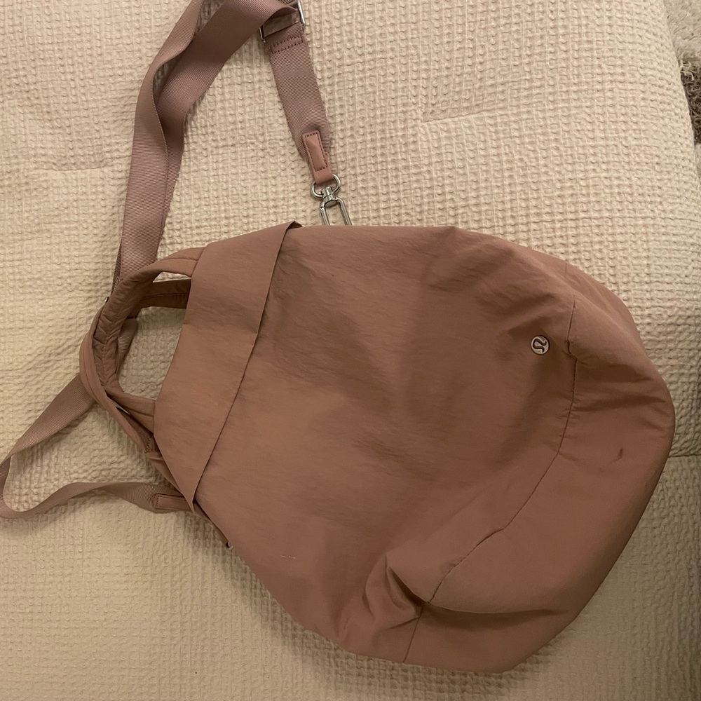 Lululemon Pink On My Level Bag